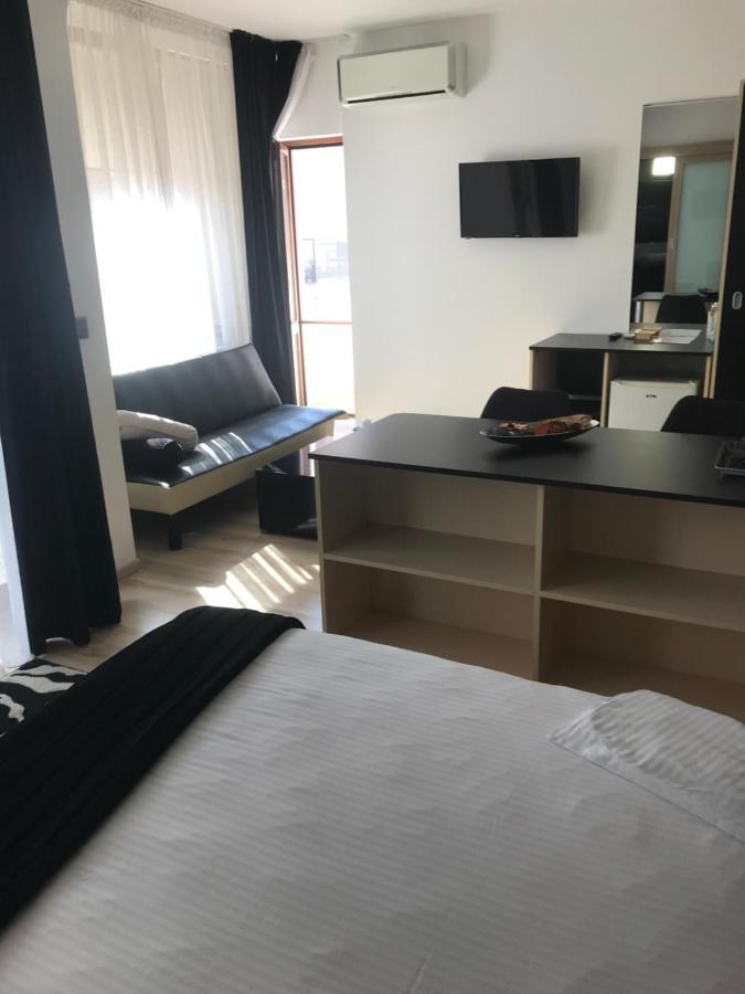 Hotel Gabrisa Razgrad 외부 사진